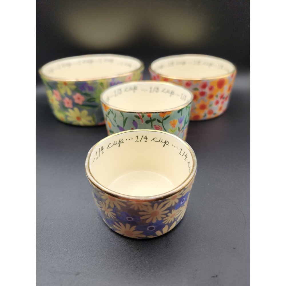 🌺Natural Life Ceramic Nesting Measuring Cups In A Multi-floral Design. Set of 4
